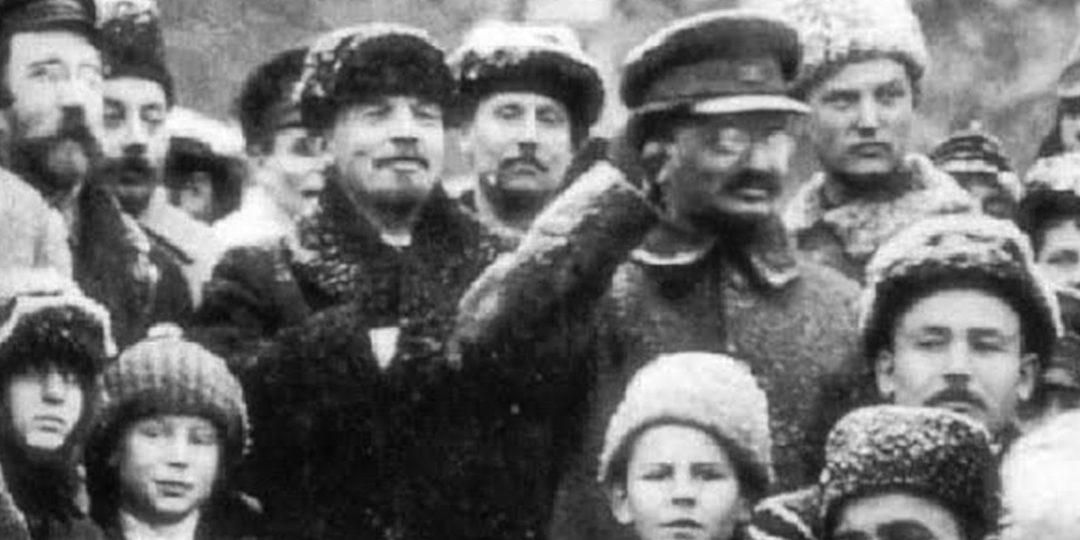 Lenin y Trotsky frente a la burocracia y a Stalin
