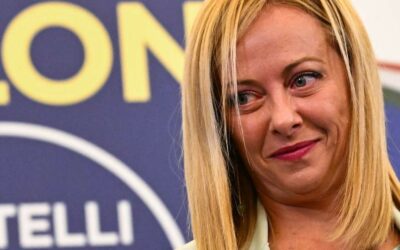 La líder posfascista Giorgia Meloni gana en Italia