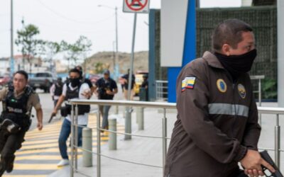 Ecuador al borde del abismo